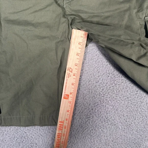 LL Bean Shorts Mens 36 Green Cargo Outdoor Casual Cotton 10" Inseam Drawstring - Picture 5 of 9
